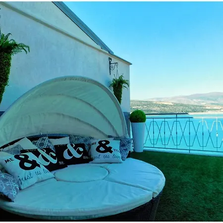 Littlevenice Appartme 50m From Sea דירה *