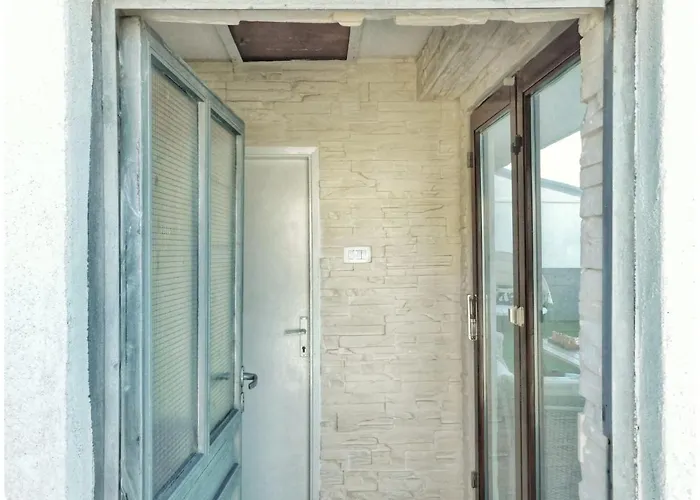 Littlevenice Appartme 50m From Sea Апартаменти Трогір