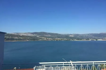 Littlevenice Appartme 50m From Sea Trogir